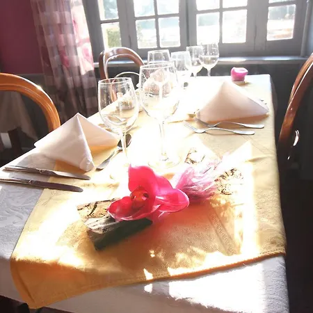 Normande אורחן Valframbert