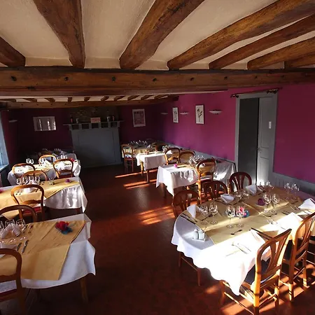 אורחן Normande Valframbert