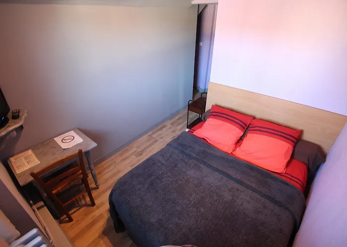 Normande אורחן Valframbert